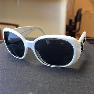 CHANEL White Frame Sunglasses with Black Lenses